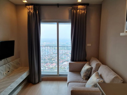 🥳Casa condo@ MRT สามแยกบางใหญ่. ชั้น 37 *ใกล้ MRT สามแยกบางใหญ่💚Line id: @thefirstagent [RAR2608-2627]