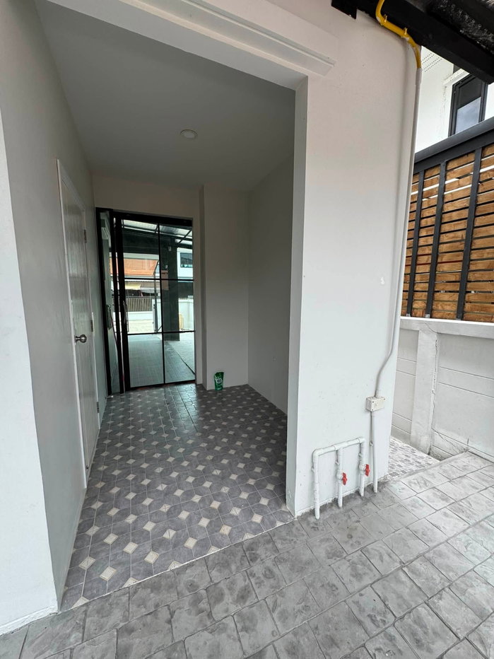 รูป 🏡 ขายบ้านเดี่ยว บริทาเนีย บางนา สุวรรณภูมิ กม.26 (Britania Bangna Suvarnabhumi KM.26) ใกล้สนามบินสุวรรณภูมิ - รูปที่ 5/18