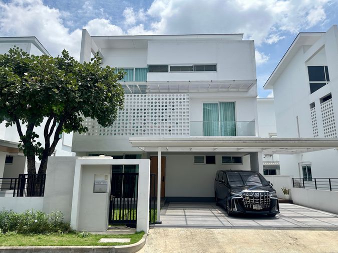 4-bed house for rent, 282 sqm, 56 sq wah, Nirvana Absolute Ekkamai - Ramintra