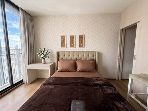 📍 Park Sukhumvit 24 อาคาร 2 📐 ขนาด 28 ตร.ม. | ห้องสตูดิโอ 🚿 1 ห้องน้ำ 🏢 ชั้น 34 💰 ค่าเช่า 18,000 บาท/เดือน