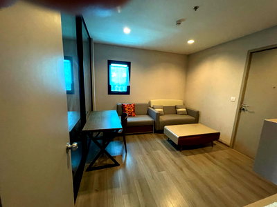 Condos for rent : The Politan                        Rive