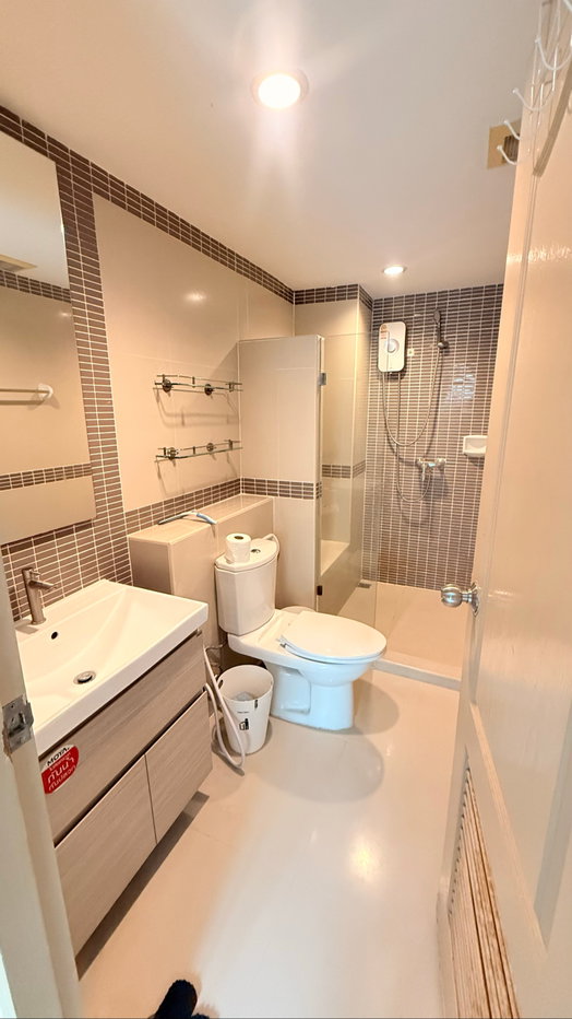 รูป ให้เช่า 10,000 The Next condo ติด MRTภาวนา (สายสีเหลือง) พร้อมเข้าอยู่ - รูปที่ 16/22
