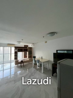 52 sqm high floor 1 bed condo at Silom Suite Bangkok