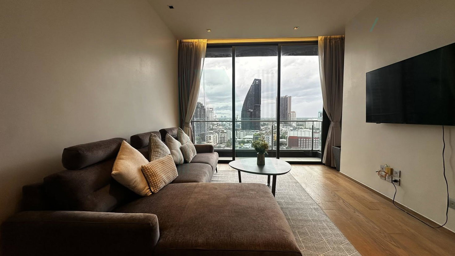 รูป ให้เช่าคอนโด บีทนิค สุขุมวิท 32 อาคาร 1 ชั้น 18 2 ห้องนอน ขนาด 81 ตรม ใกล้ Emporium - รูปที่ 2/8
