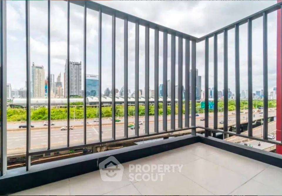 รูป ใกล้ ARL Makkasan เพียง 300 ม. | คอนโด 2 ห้องนอน Life Asoke (ID 3216318) - รูปที่ 13/14
