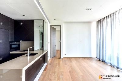 Condos for sale : Saladaeng One Hurry to book!! Unexpected value near MRT Lumpini Station