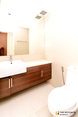 Condos for sale : Noble Remix near BTS Thong Lo