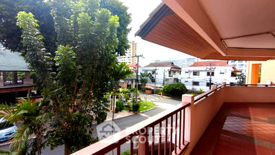 Condos for sale : 1-BR Condo At Chateau Dale Thai Bali Jomtien, 64 Sqm For Sale (ID 3215816)