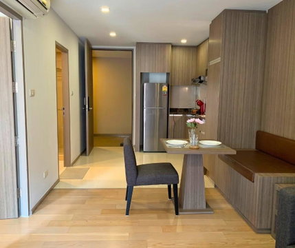🏙️✨ FOR RENT: The Art @ Thonglor  📩 Interested in this room? Screenshot or copy the link and send us via Line for more details & room viewing. 