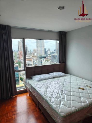 2-bed condo for rent, 90 sqm, Silom Suite