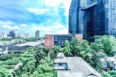 Condos for sale : La Vie En Rose near BTS Thong Lo Location Near Employment, Surrounded by Lifestyles