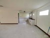 listing thumbnail image 39