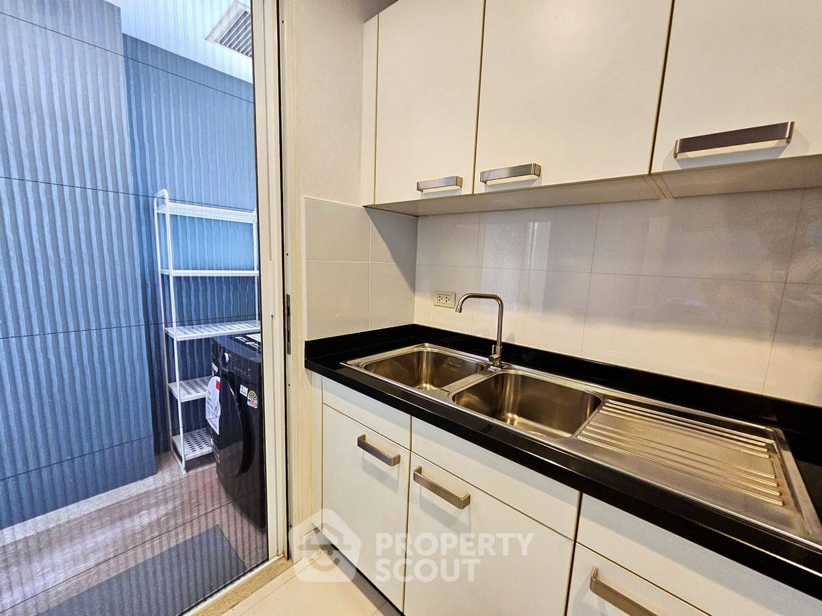 รูป คอนโด 2 ห้องนอน ชั้น 17 ขายที่ Baan Siri 31 ใกล้ MRT สุขุมวิท (ID 3214704) - รูปที่ 12/17