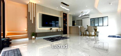 บ้านเดี่ยว ตลาดโรงโป๊ะ : บ้านเดี่ยว 3 ห้องนอน สไตล์โมเดิร์นร่วมสมัยสุดหรู