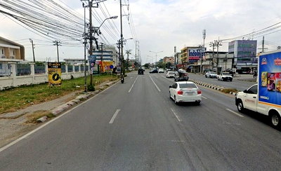 ที่ดิน บางพลี สมุทรปราการ : ขายที่ดินเปล่าแปลงใหญ่ ถนนเลียบคลองส่งน้ำสุวรรณภูมิ ใกล้ ไทวัสดุ บางพลี