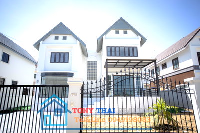 Houses for sale Bangkok : Urgent sale: Detached house in Khunlai Village, Bang Khun Thian.