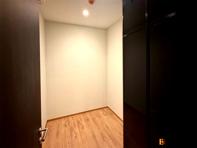 ขายคอนโด : ขนของย้ายเข้าได้ทันที โนเบิล อราวน์ อารีย์ ใกล้ BTS สถานีอารีย์