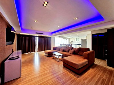 Condos for sale : Sale Condo Royal Castle Type 3 Bedroom BTS Phrom phong