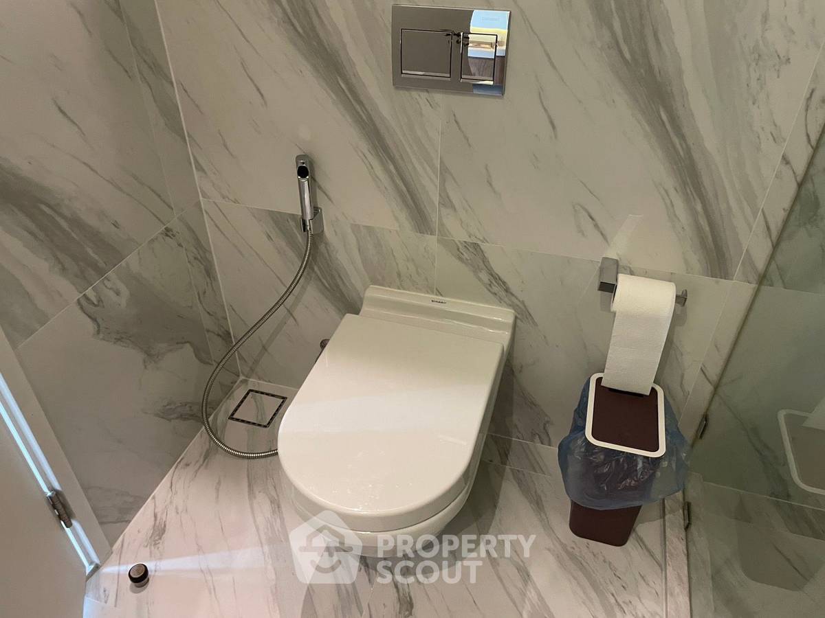 รูป ใกล้ MRT สุขุมวิท เพียง 100 ม. | คอนโด 2 ห้องนอน Muniq Sukhumvit 23 (ID 3144028) - รูปที่ 31/39