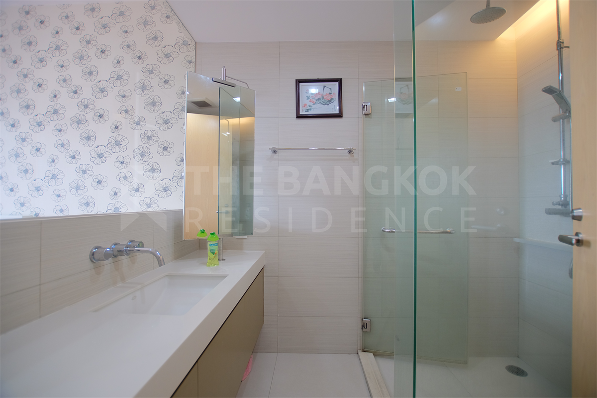 picture Siri At Sukhumvit Convenient Travel, Great Value per Square Meter near BTS Thong Lo - 5/10