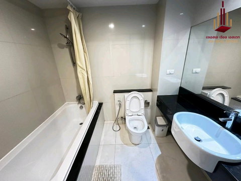 ✨ For Rent: Le Cote Thonglor 8 Condo ✨  💰 Only 19,000 THB/month