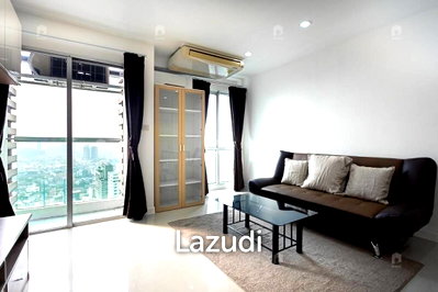 Condos for rent : 1 Bed 1 Bath 44 SQ.M at Silom Suite