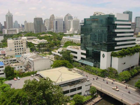 Witthayu complex for rent  2 bedrooms  nice view clean and bright 