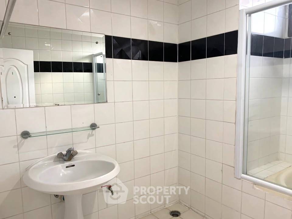 รูป ชั้น 26 คอนโด 3 ห้องนอน The Waterford Park Sukhumvit 53 ใกล้ BTS ทองหล่อ (ID 3057970) - รูปที่ 13/24
