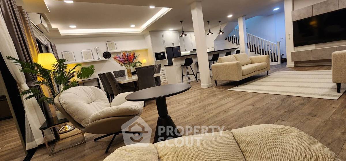 รูป วิลล่า 5 ห้องนอน ใกล้อ่างเก็บน้ำมาบประชัน บางละมุง (ID 3025971) - รูปที่ 4/30