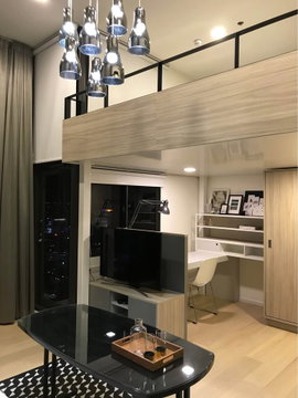 ให้เช่าคอนโด     Chewathai Residence, Asoke__Duplex 1 ห้องนอน (39 ตรม.)