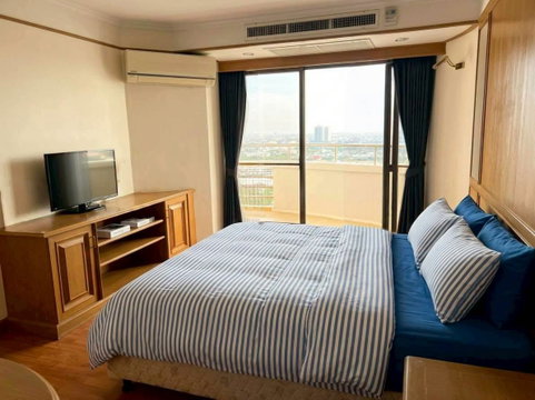 For Rent Condo Flora Ville Pattanakarn
