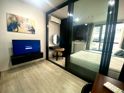 คอนโดให้เช่า : XT Huai Khwang 1 ห้องน้ำ / 1 ห้องน้ำ  28 ตรม ชั้น9 ตึก B 
