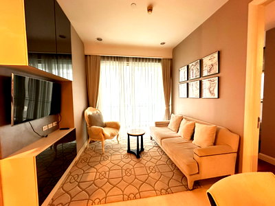 Condos for rent : +++For urgent rent+++ Q Langsuan**2 bedrooms, 85 sq m., fully furnished, ready to move in!!!