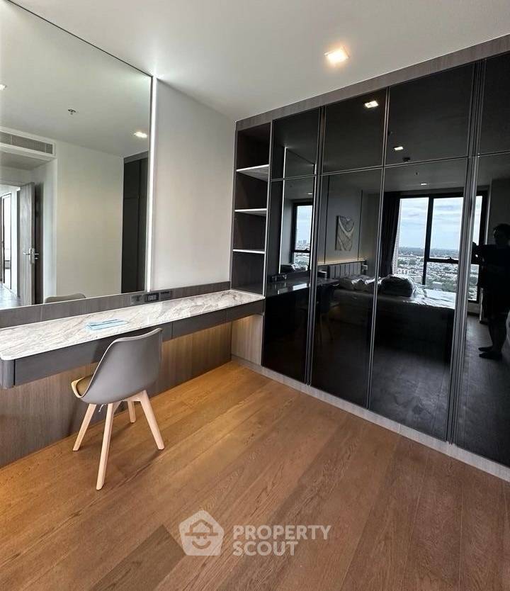 รูป คอนโด 2 ห้องนอน ขนาด 100 ตร.ม. ที่ Saladaeng Residences ใกล้ MRT สีลม (ID 3214132) - รูปที่ 2/8