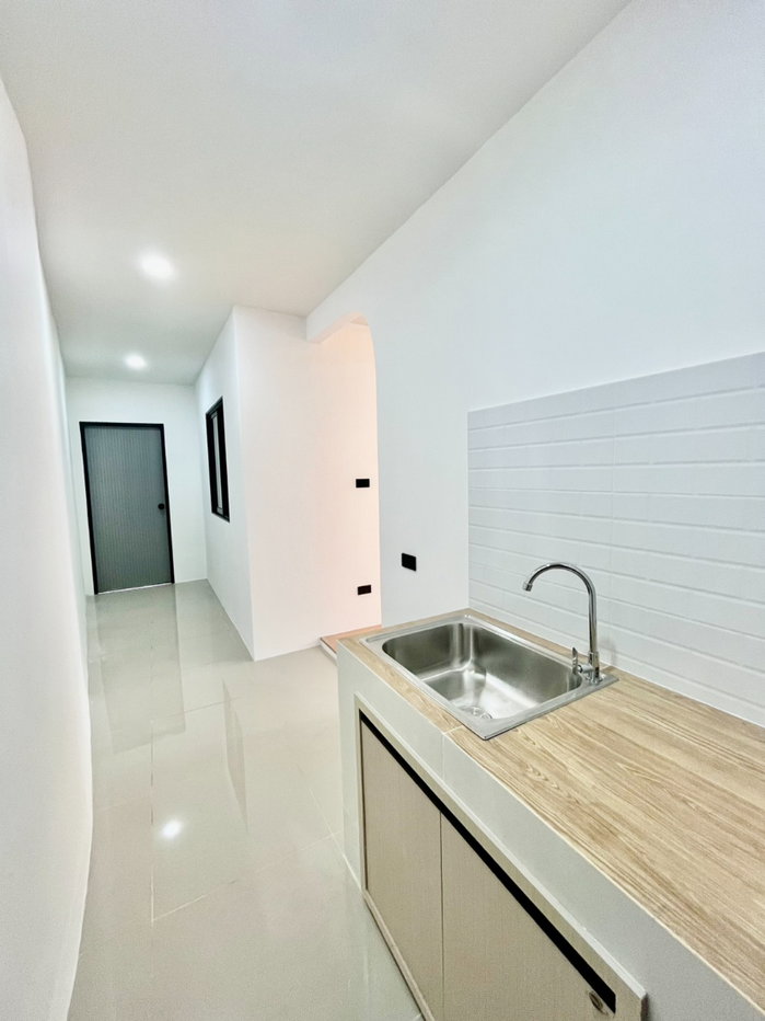 รูป 🏡✨ บ้านอบอุ่นในถลาง 3 ห้องนอน ราคาเพียง 3.79 ล้าน! พร้อมพื้นที่รอบบ้าน 🌿 - รูปที่ 12/19
