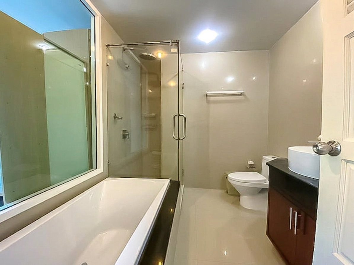 picture Condo for Sale AD Hyatt Wongamat 1Bed Fully Furnished - 7/7