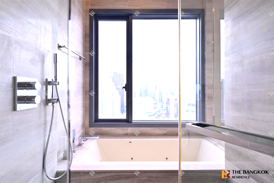 Condos for sale : Q1 Sukhumvit near BTS Nana