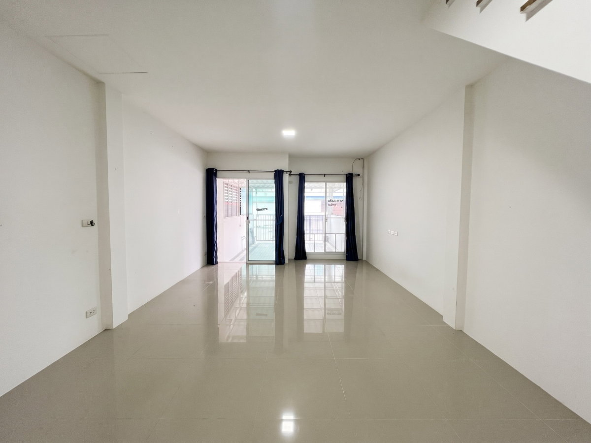 รูป 🏡 ทาวน์โฮม 2 ชั้น ทำเลทองอมตะนคร! "ประภัสสร แกรนด์วิลล์ 24-25" แค่ 1.79 ล้าน - รูปที่ 3/18