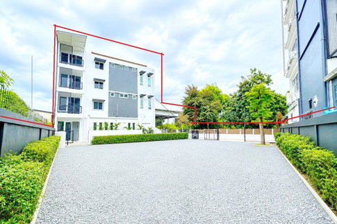 Townhome 4 floors, 6 bedrooms, 4 bathrooms, 800 sq m., 4 floors, built in the whole house, The Scene Town in Town, 800 m. along Ramindra Expressway,