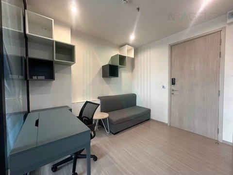 🚩 For Rent Condo ASPIRE ERAWAN PRIME Building 1, Floor 28,1 bed room, Room size 32 sqm