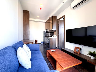 คอนโดให้เช่า : 1 BED for rent in Thonglo, High Floor, Open city view, Prime Location