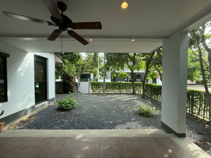 4-bed house for rent, 299 sqm, 99 sq wah, Burasiri Pattanakarn