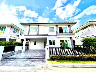 ขายบ้านเดี่ยว : 🔥 ขายด่วน บ้านเดี่ยว 📍 ไลฟ์ บางกอก-รังสิต คลอง 3 (Life Bangkok-Rangsit Khlong 3)