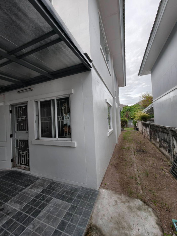รูป ขายบ้านเดี่ยว สไตล์เนชอรัลโมเดิร์น ม.ศรีสุวรรณ พานทอง ชลบุรี  เนื้อที่ 60 ตร.ว ต่อเติมครบ  - รูปที่ 8/17