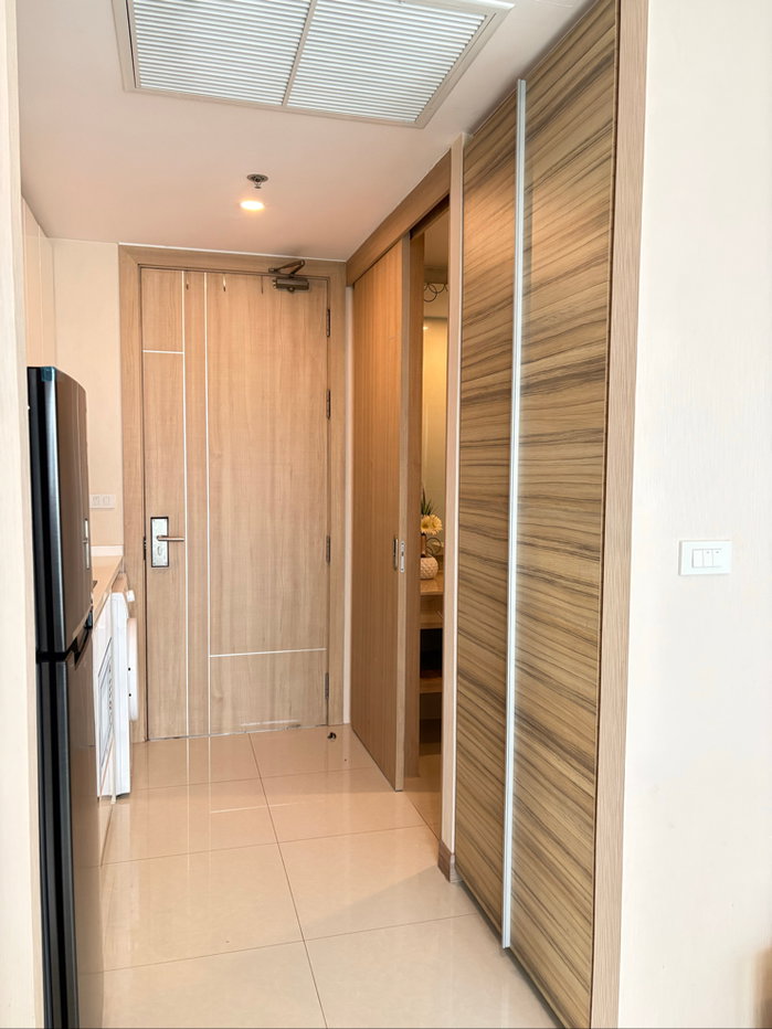 รูป Riviera Jomtien Beach ห้องสตูวิวทะเล ✨ 15,000/เดือน รายปี✨ สนใจติดต่อ โทร/Line/Whatsapp 0927941445 - รูปที่ 5/15