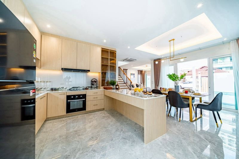 รูป High End House for Sale Thepprasit 4 Bedrooms Private Pool - รูปที่ 6/14