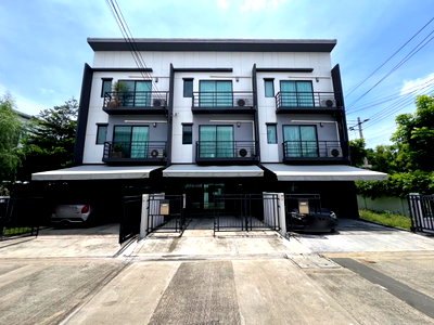เช่าทาวน์โฮม นนทบุรี : 🏠 ให้เช่าบ้าน : Baanklangmuang Ratchaphruek-Rattanathibet (บ้านกลางเมือง ราชพฤกษ์-รัตนาธิเบศร์)   รหัสทรัพย์ | 📌LNP-H497 