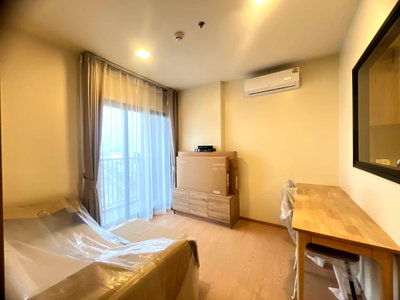 Condos for sale : For sale The base urban rama9 1 bed room fully furnished start 5.59 MB 