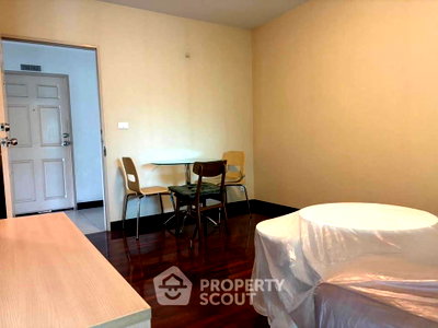 Condos for sale : 1-BR Wilmore Condominium Near BTS Sena Nikhom (ID 3217228)