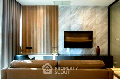 Condos for sale : 1-BR Condo at Noble Ploenchit near BTS Phloen Chit (ID 889577)